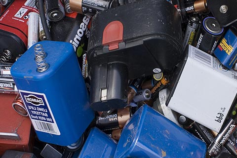 武隆上门回收动力电池-超威CHILWEE废铅酸电池回收
